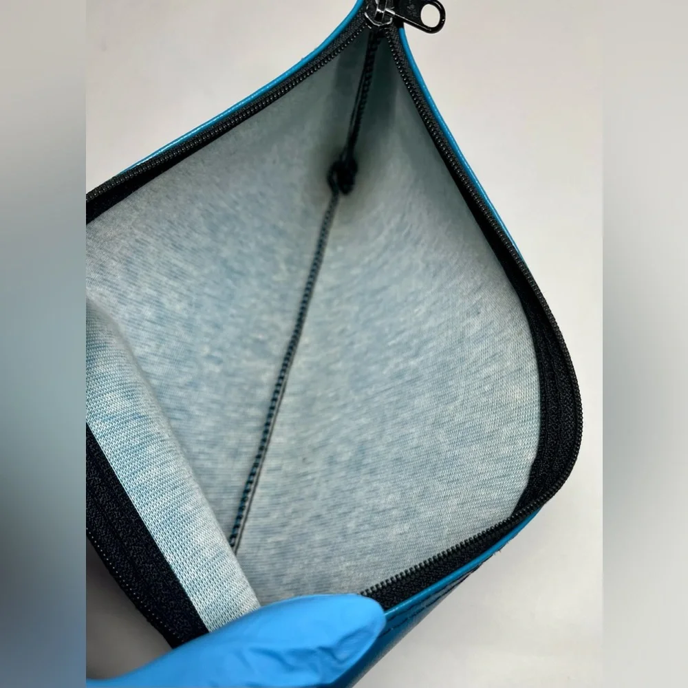 BLUE BANK DEPOSIT/MONEY/TOILETRIES/MAKE UP ZIP POUCH/BAG (L - 11